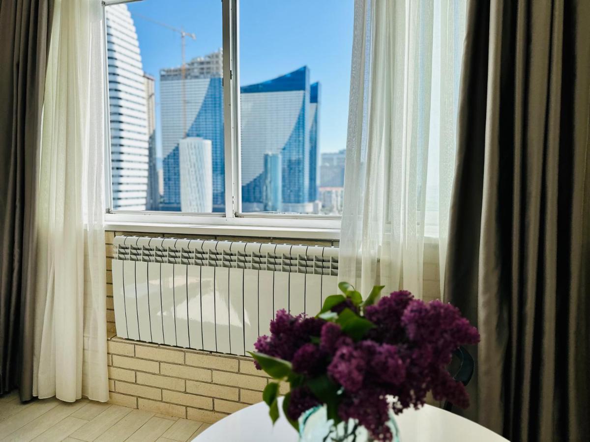 Magnolia Apartment Terrace 3 Batoemi Buitenkant foto